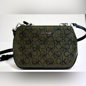 Calvin Klein Lucy Small Crossbody